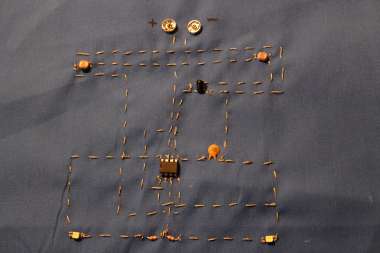 sewn circuit with 555 timer